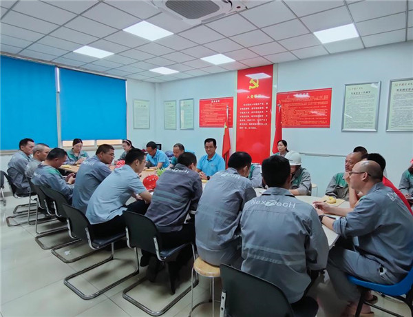 凝心聚力擔(dān)使命  筑強(qiáng)堡壘促發(fā)展  ——超彩黨支部換屆選舉大會順利召開